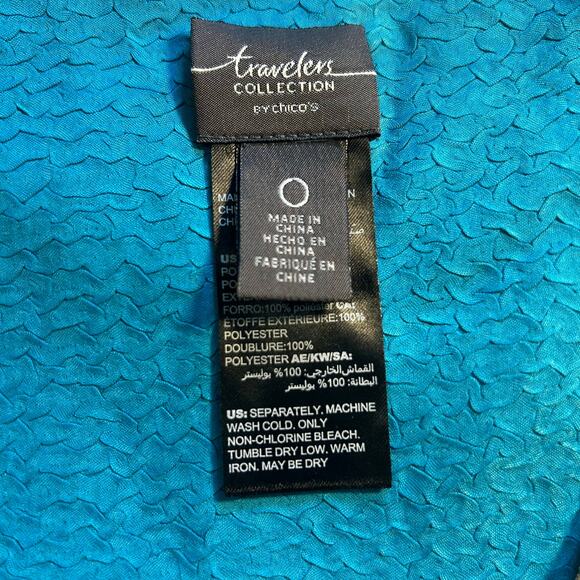 Chico's Travelers Top Sleeveless SZ O Teal Gold Textured Metallic Abstract Shiny - Picture 8 of 9